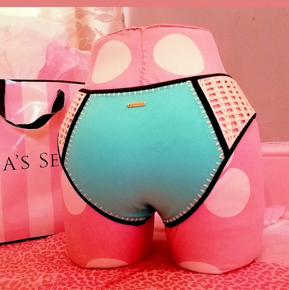 Victoria Secrt Bikini Bottoms Crochet Seafoam Glow - Picture 3 of 3